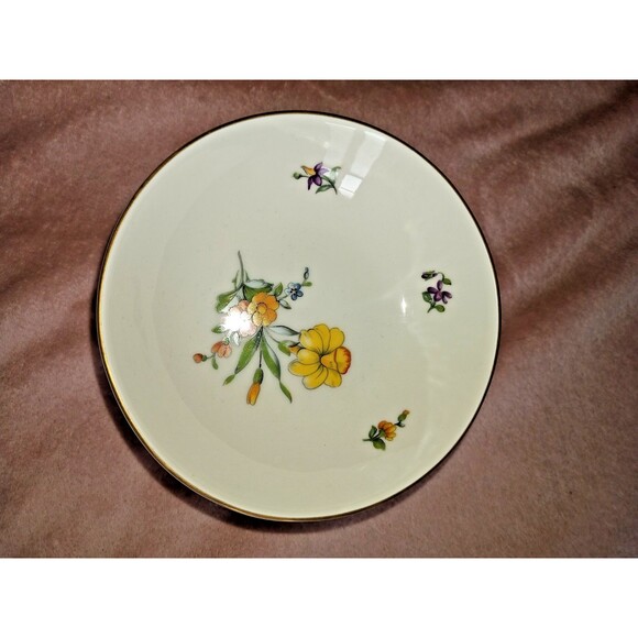 Rare Item - Bing and Grondahl Copenhagen Daffodil Porcelain Compote Dolphin Base - Picture 8 of 9